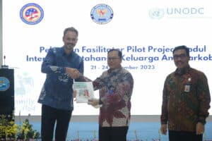Deputi Pencegahan BNN RI Tutup Pelatihan Fasilitator Pilot Project Modul Intervensi Ketahanan Keluarga Anti Narkoba