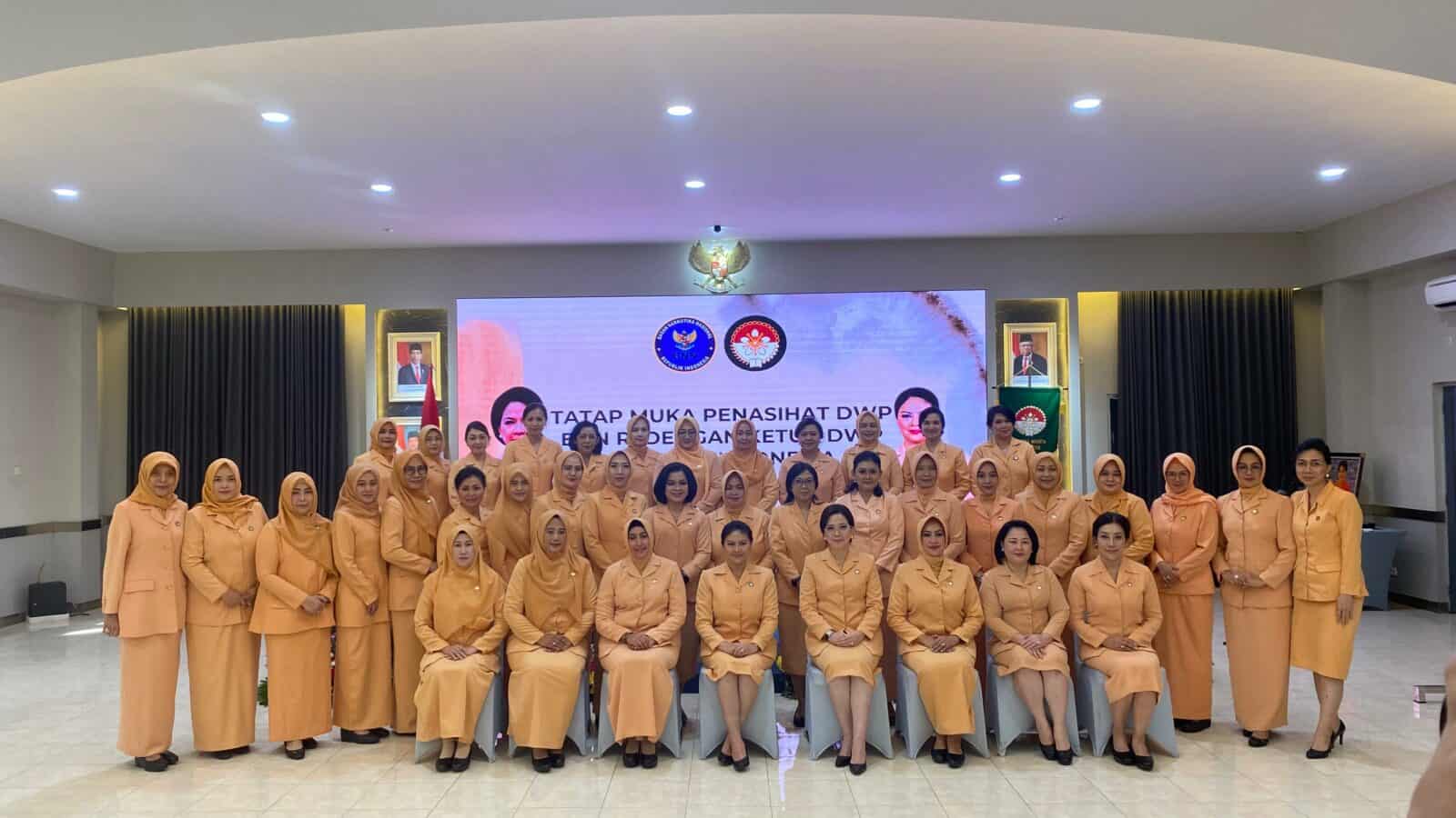Silaturahmi Tatap Muka Serta Serah Terima Jabatan DWP BNN RI Silaturahmi Tatap Muka Serta Serah Terima Jabatan DWP BNN RI