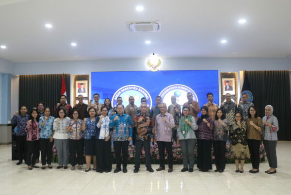 Kunjungan Sesparlu Kemenlu Kunjungan Sesparlu Kemenlu