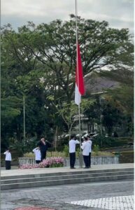 Pengibaran Bendera Merah Putih